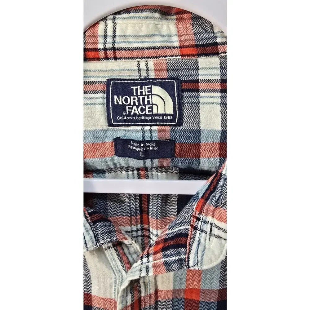 North Face Men's Large Red And Blue Plaid Long Sleeve Button Down Shirt‎